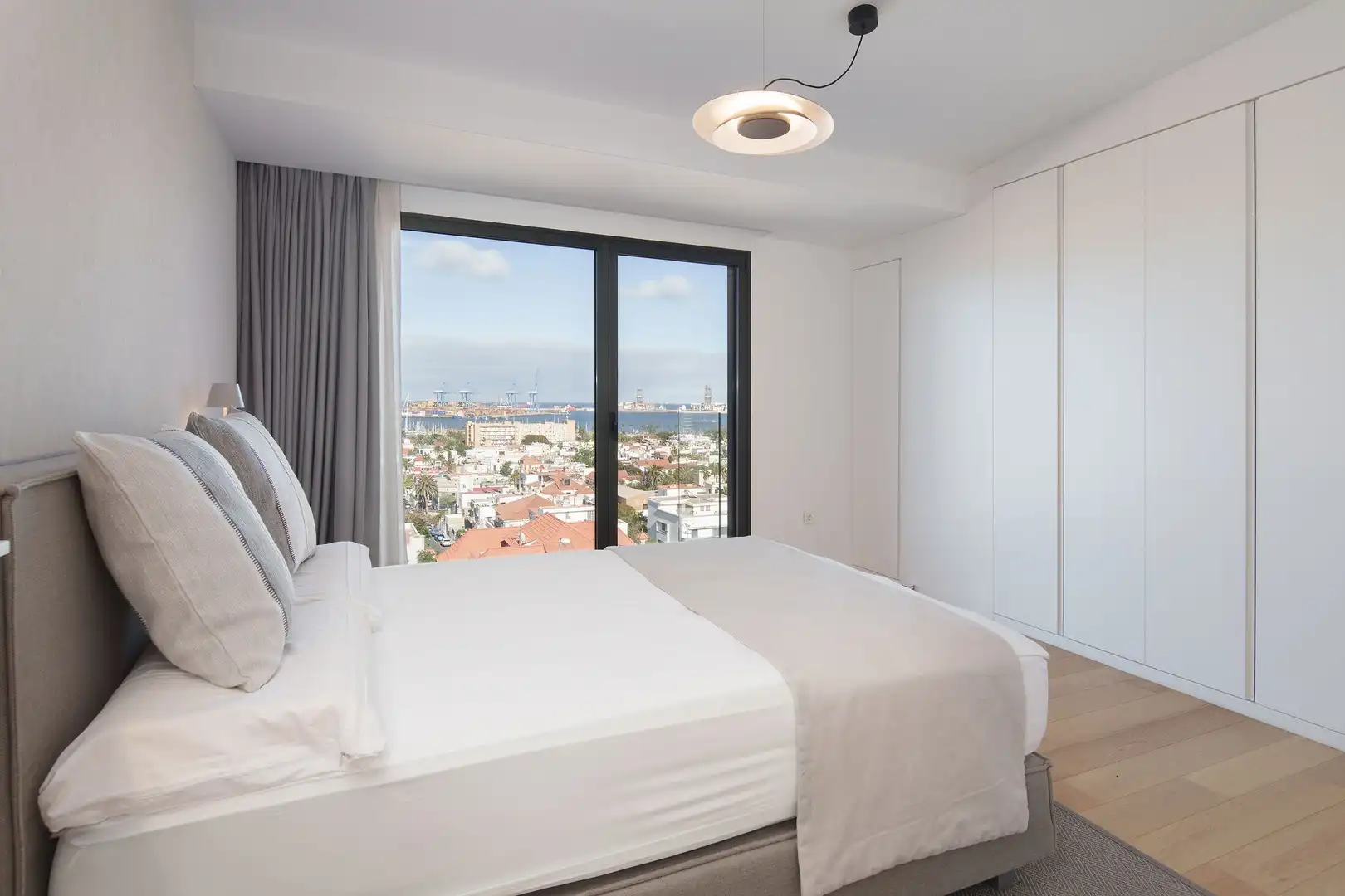 Dormitori de Casa o xalet en venda en Las Palmas de Gran Canaria amb Aire condicionat, Calefacció i Jardí privat