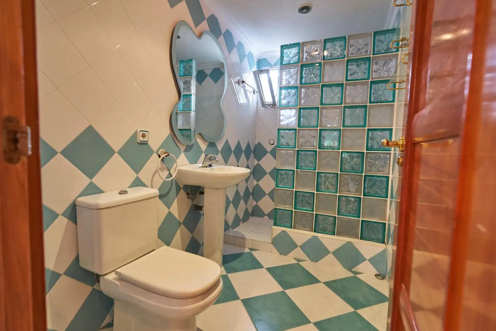 Baño de Ático en venta en Móstoles