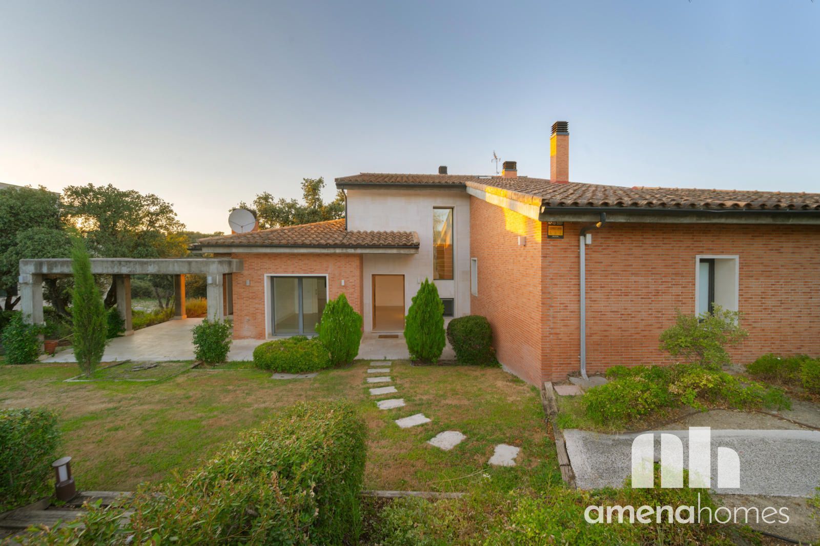 Exterior view of House or chalet to rent in Ciudalcampo  with Air Conditioner, Heating and Terrace