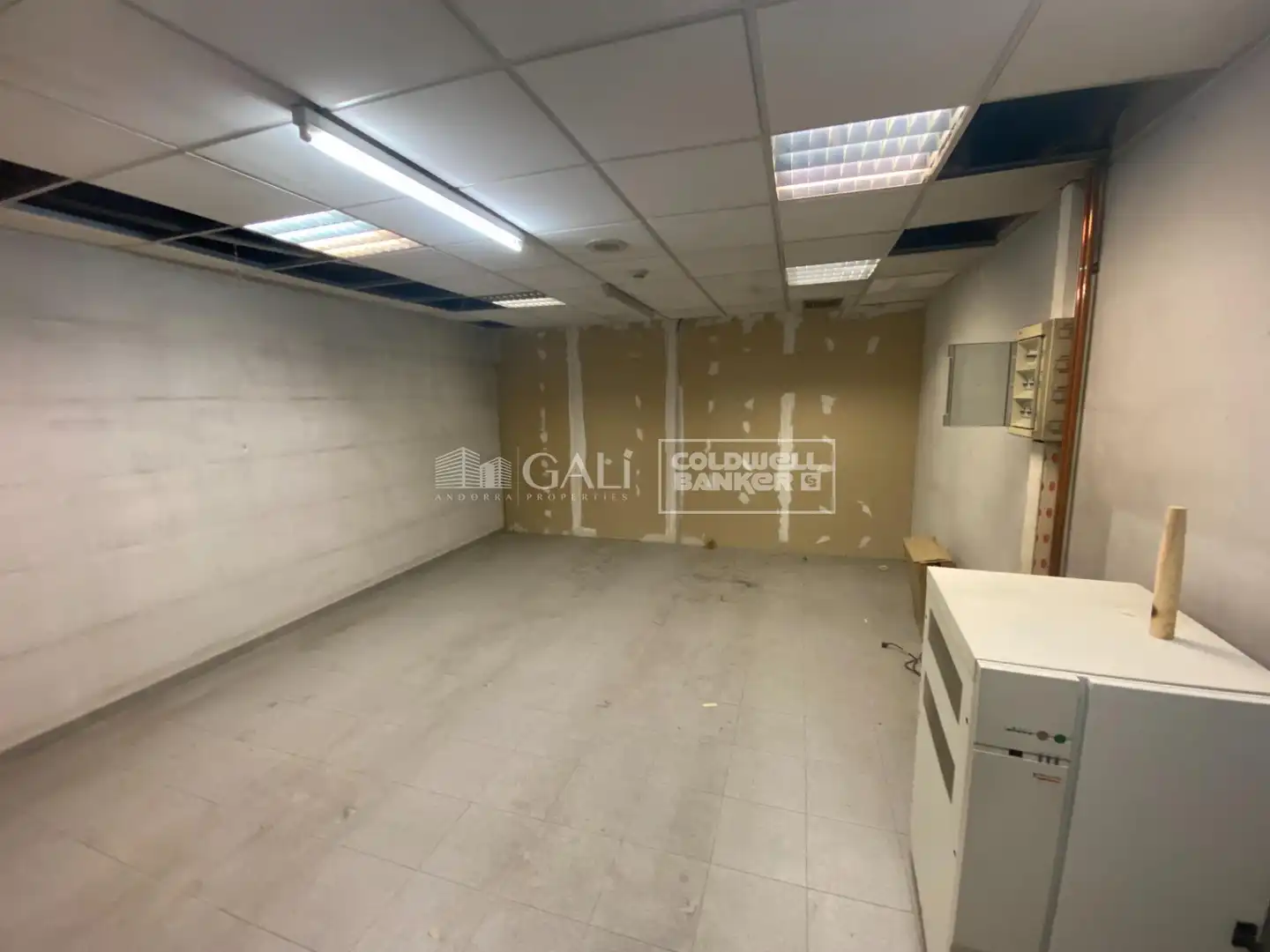 Büro zur Miete in Carretera de la Comella 33-35, imagen 13