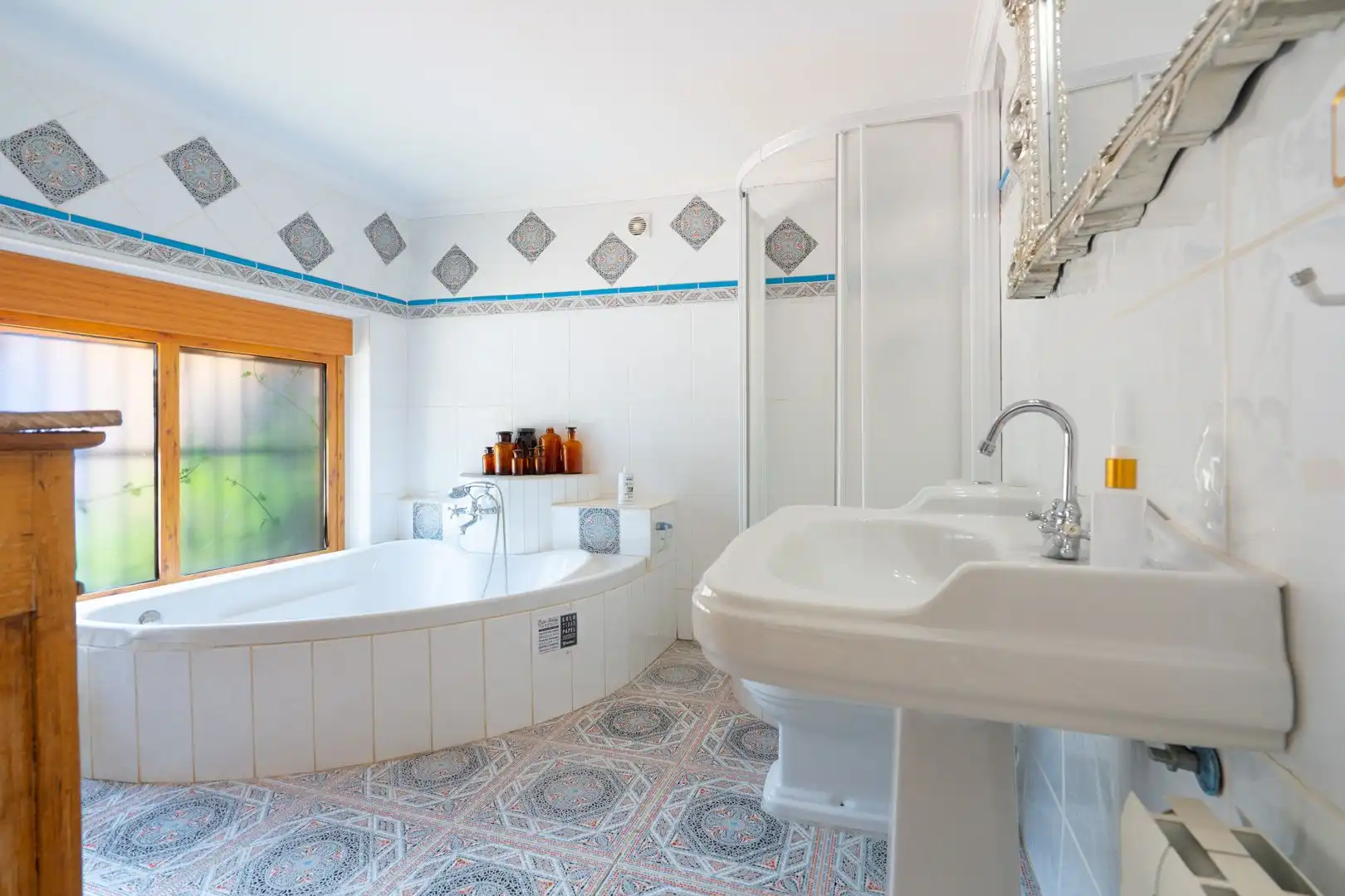 Baño de Casa o chalet en venta en Castell de Castells con Aire acondicionado, Calefacción y Jardín privado