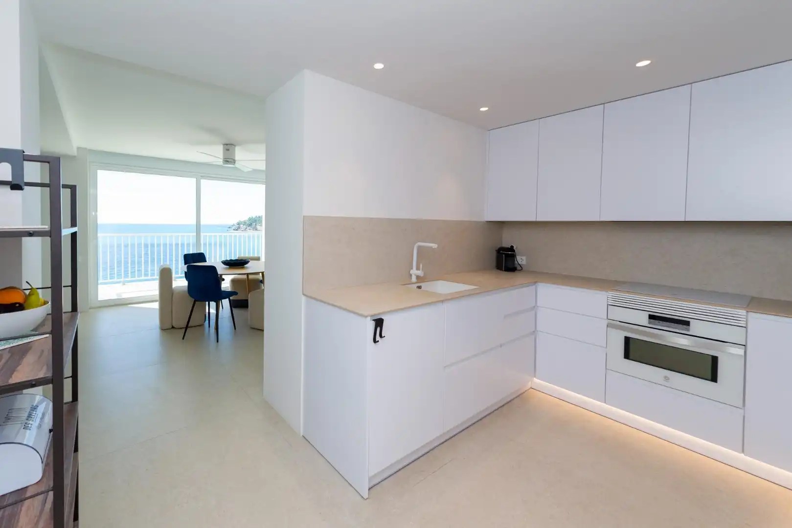 Cuina de Apartament en venda en Oropesa del Mar / Orpesa amb Jardí privat, Terrassa i Traster