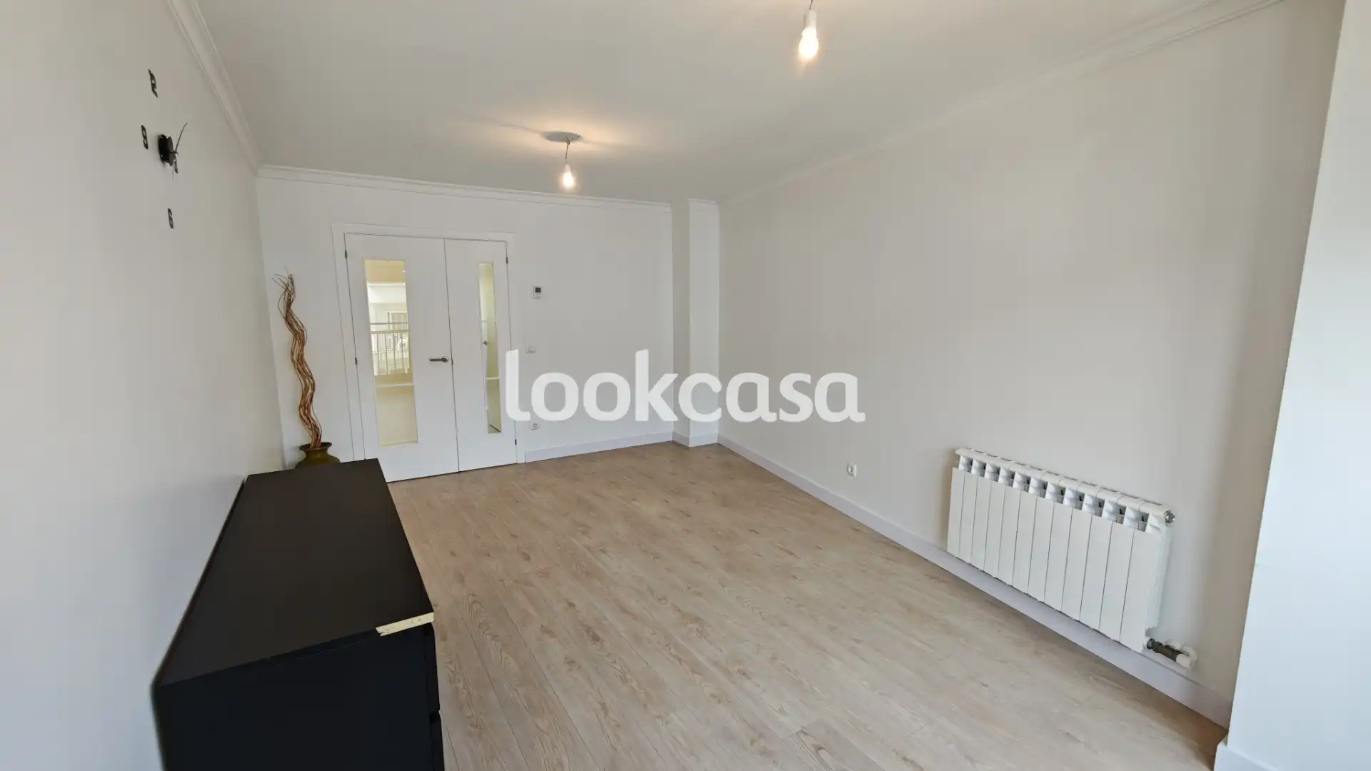 Piso en venta en Poio con Calefacción, Parquet y Horno