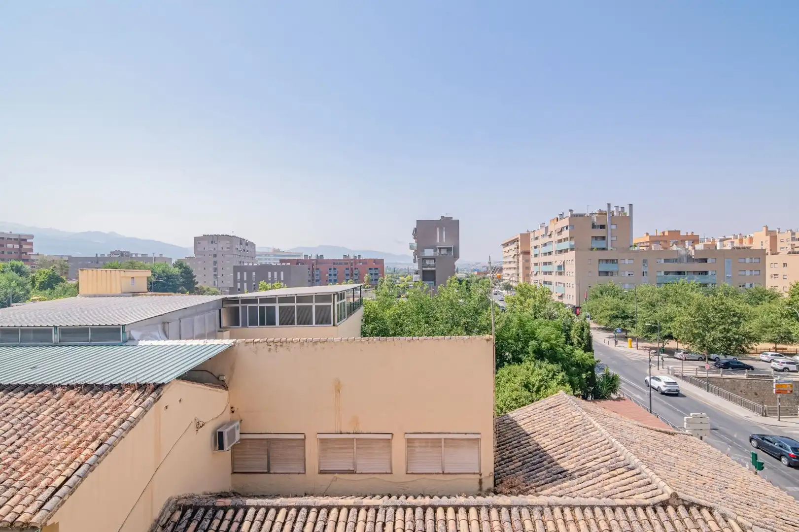 Exterior view of Flat for sale in Granada  with Air Conditioner, Heating and Terrace