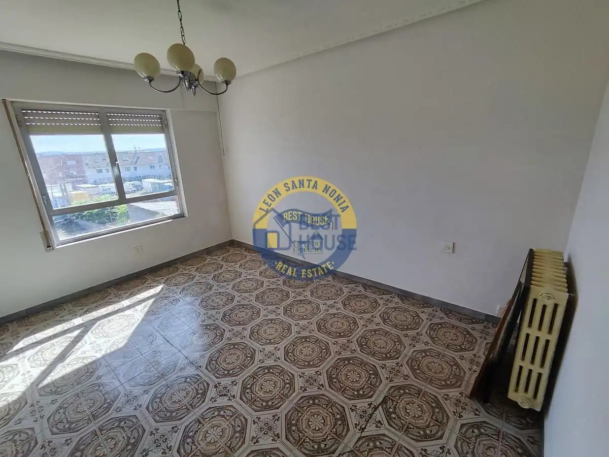 Casa en venda a Trobajo del Camino, imagen 16