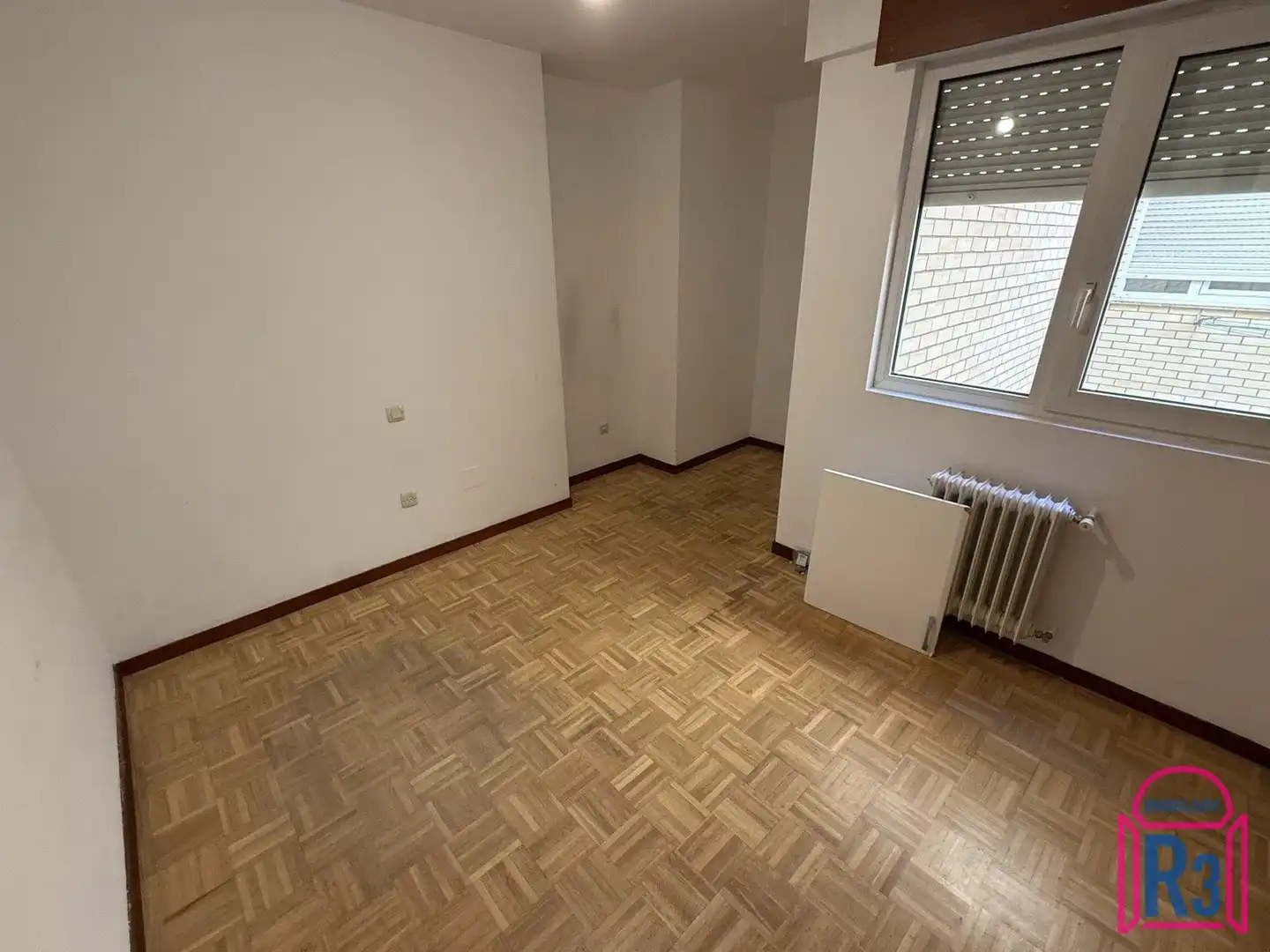 Piso de alquiler en León Capital  con Calefacción, Terraza y Trastero