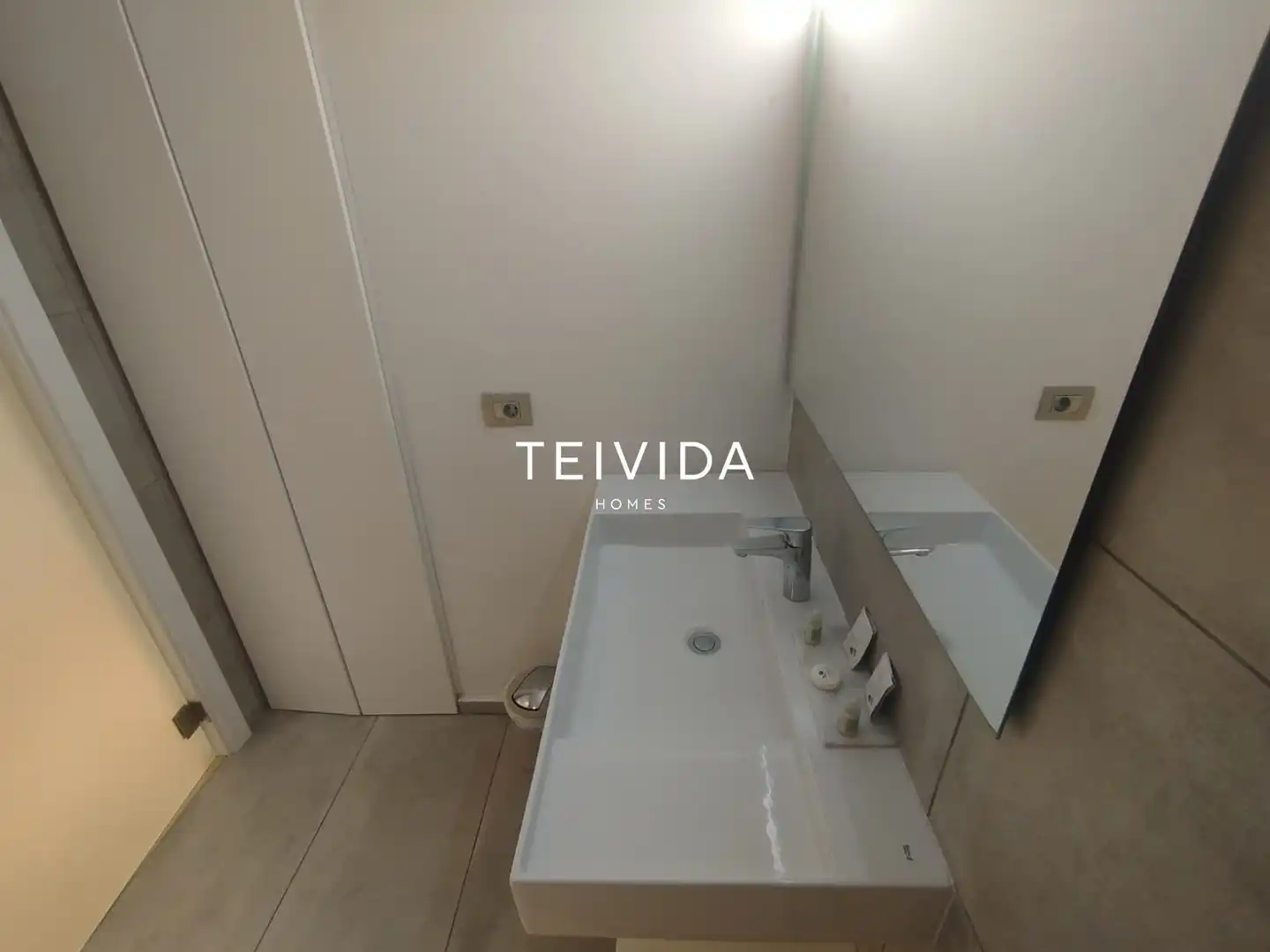 Piso con piscina en venta en Calle Príncipe Pelinor, imagen 16