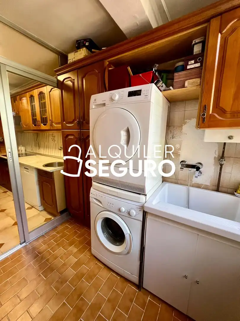 Küche von Wohnung zur Miete in Madrid mit Heizung und Möbliert