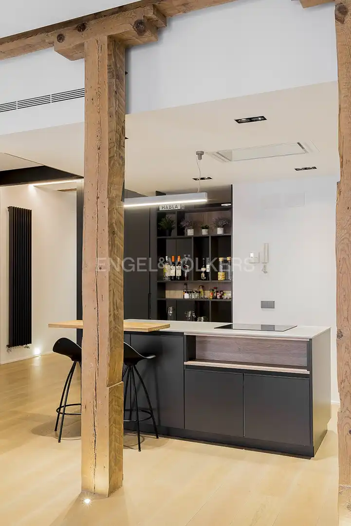 Piso en venta en Universidad - Malasaña