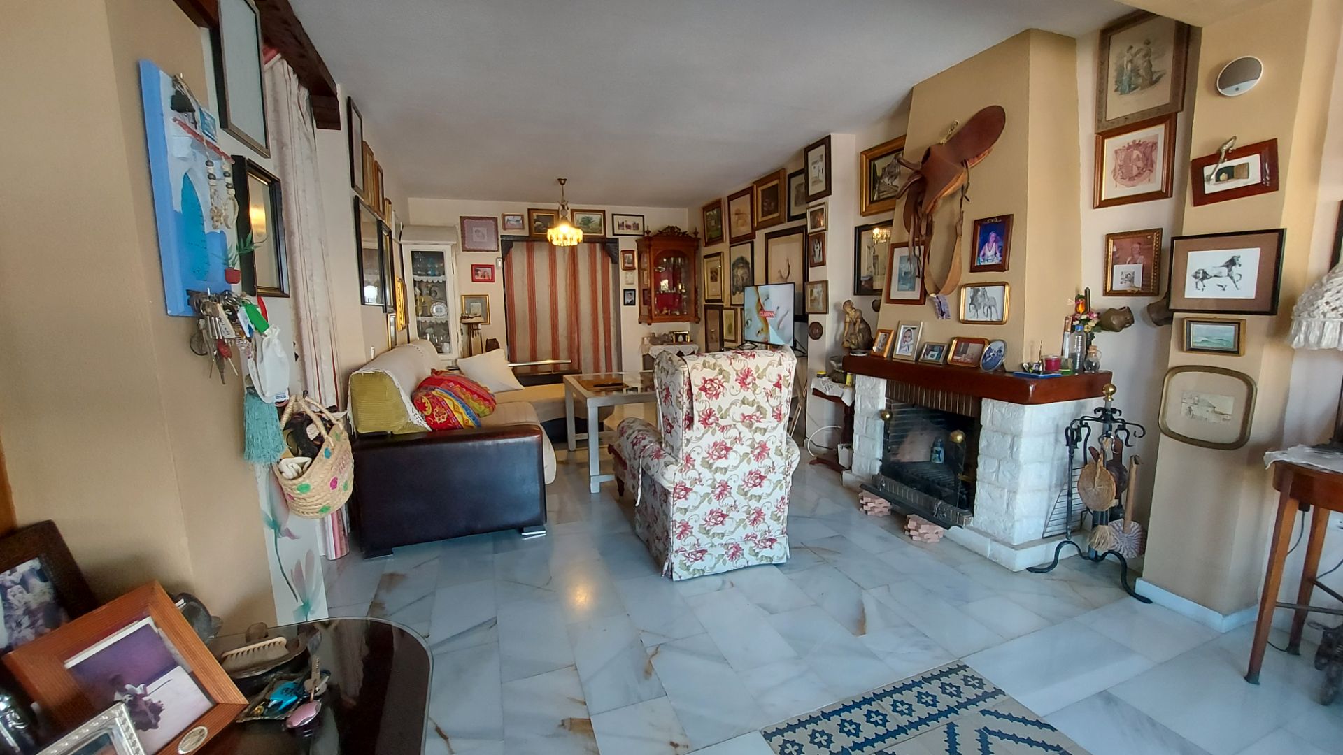 Sala d'estar de Casa adosada en venda en Vélez-Málaga