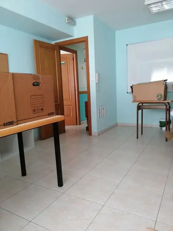 Schlafzimmer von Geschaftsraum zur Miete in A Coruña Capital  mit Heizung