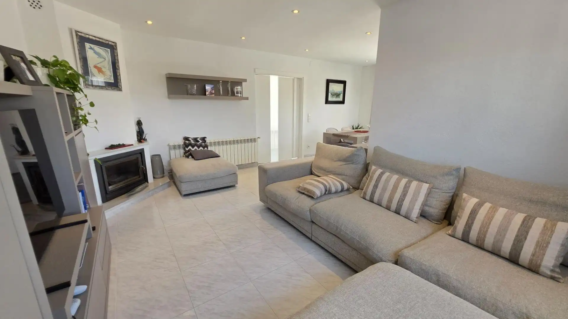 Casa con piscina en venta en Carrer Vall d'Aran, imagen 9