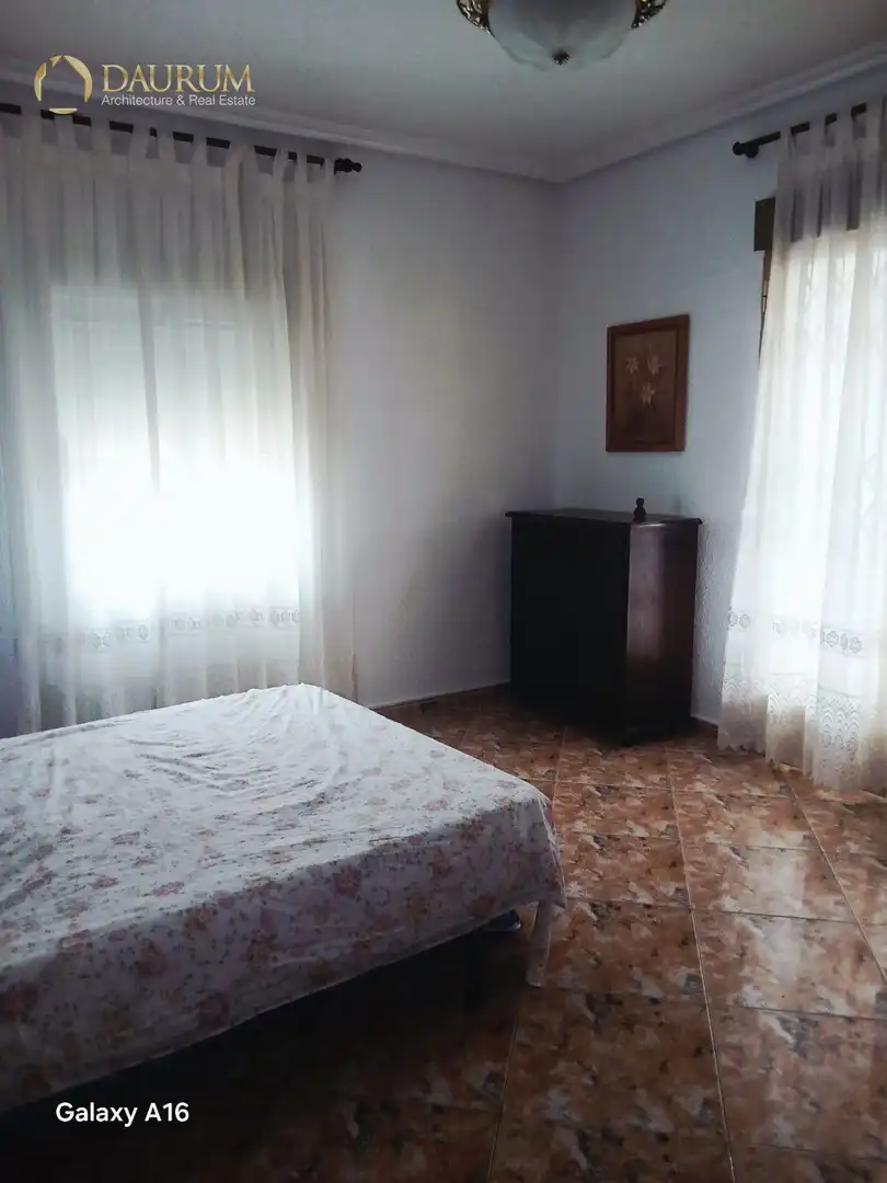 Dormitori de Casa o xalet en venda en Elche / Elx amb Aire condicionat, Terrassa i Traster