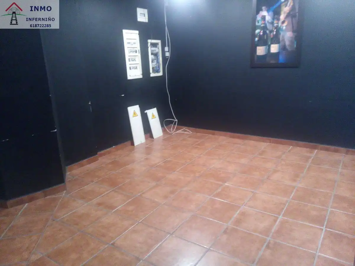 Business premises to rent in Porta Nova