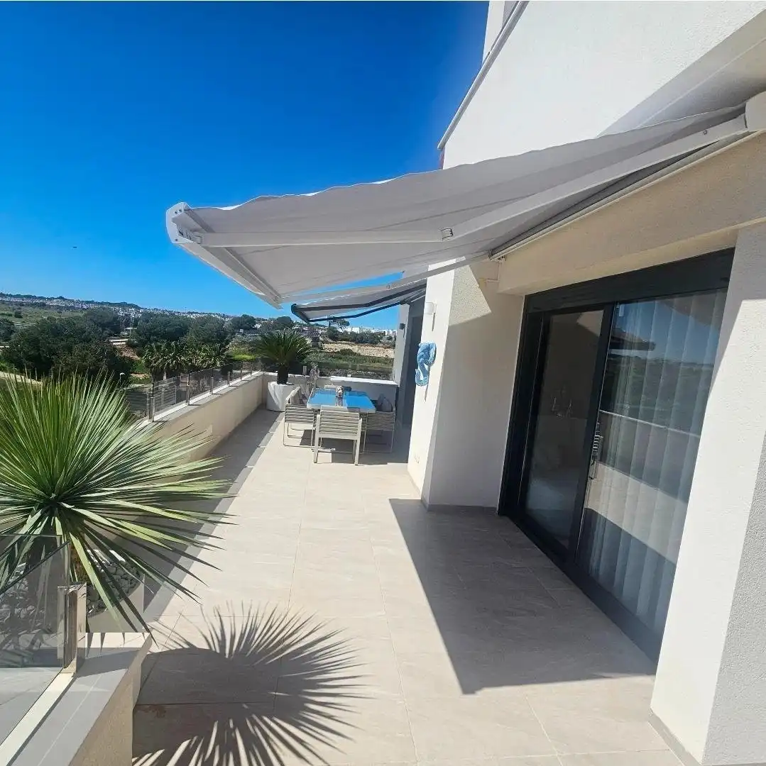 Terrassa de Àtic en venda en Orihuela amb Calefacció, Jardí privat i Piscina