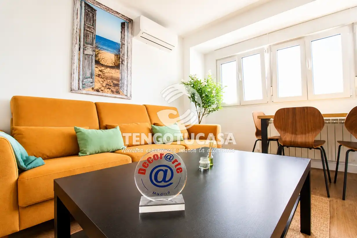 Wohnzimmer von Wohnung zum Verkauf in Madrid mit Klimaanlage, Heizung und Parkett