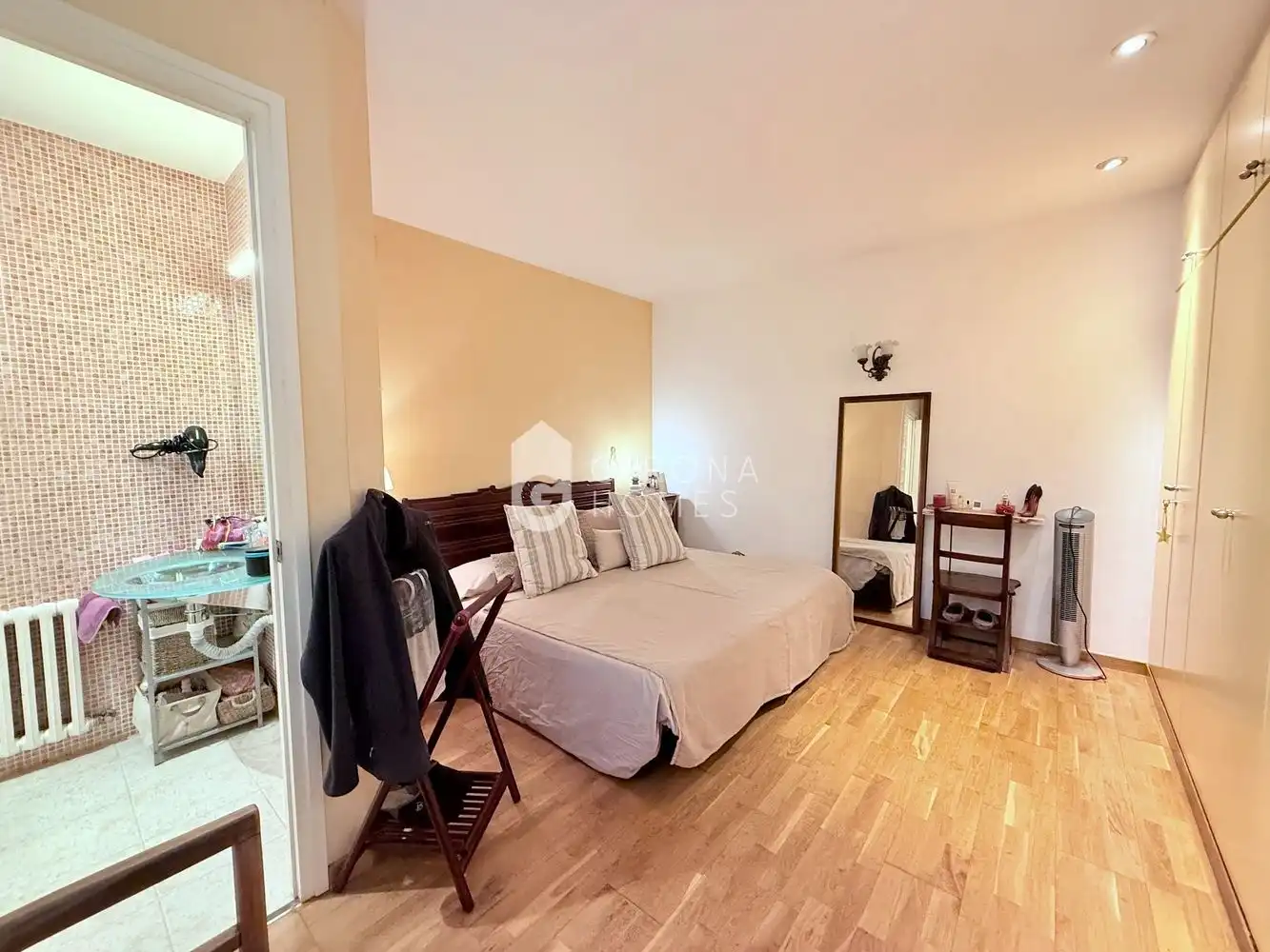 Habitación de Piso en venta en Girona con Terraza y Trastero