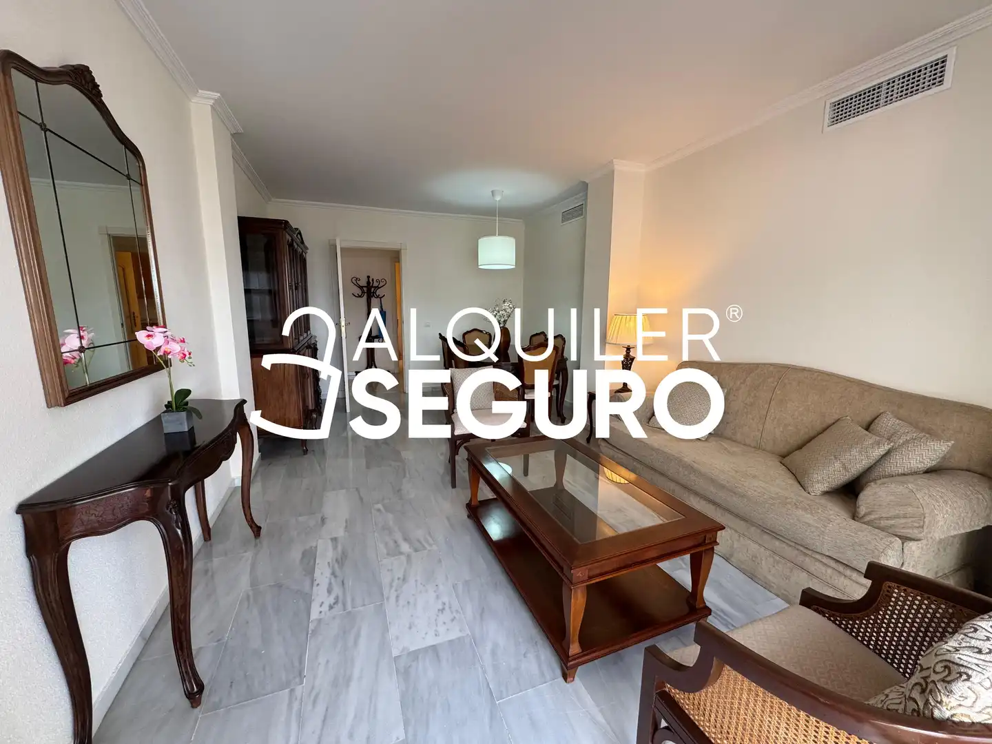 Sala de estar de Piso de alquiler en Málaga con Aire acondicionado, Terraza y Piscina