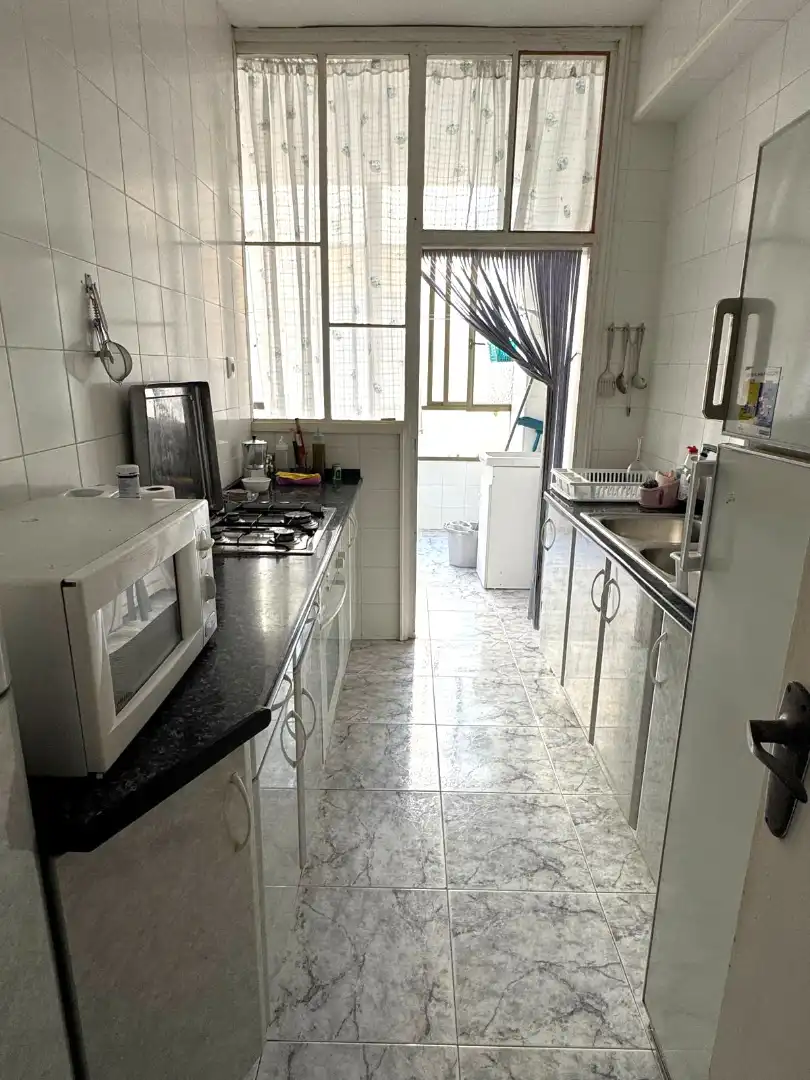 Cocina de Piso en venta en Cádiz con Terraza y Balcón