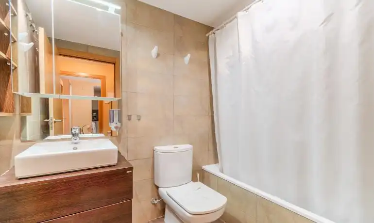 Bany de Apartament en venda en Roses amb Calefacció i Moblat