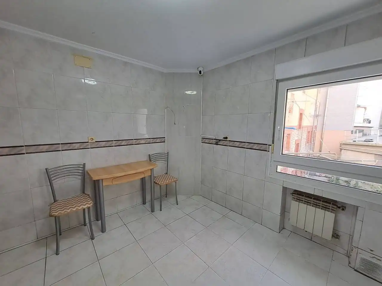 Cocina de Piso en venta en Burgos con Calefacción