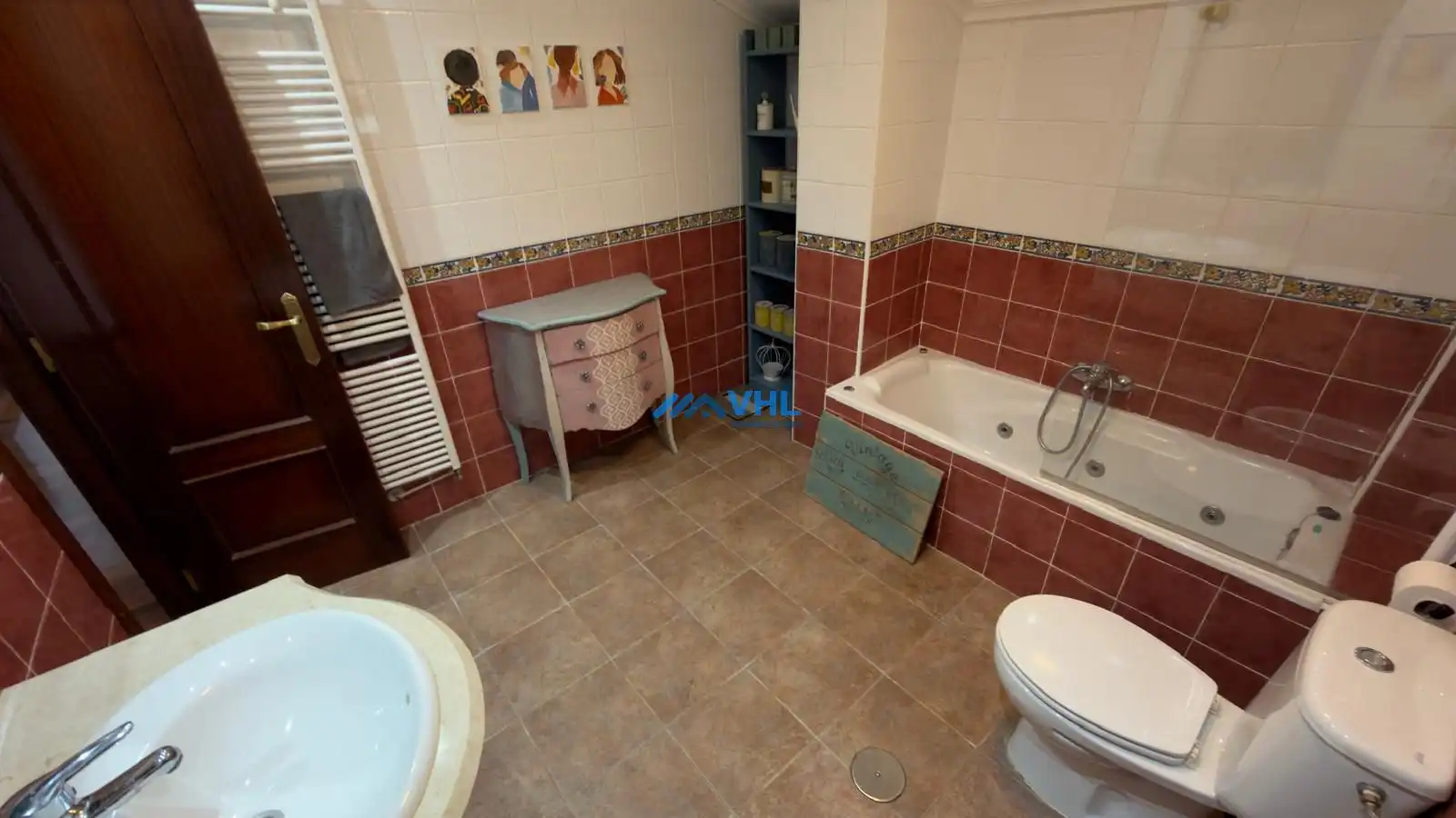 Villa mit Garten zum Verkauf in Barrio Llantada, imagen 27