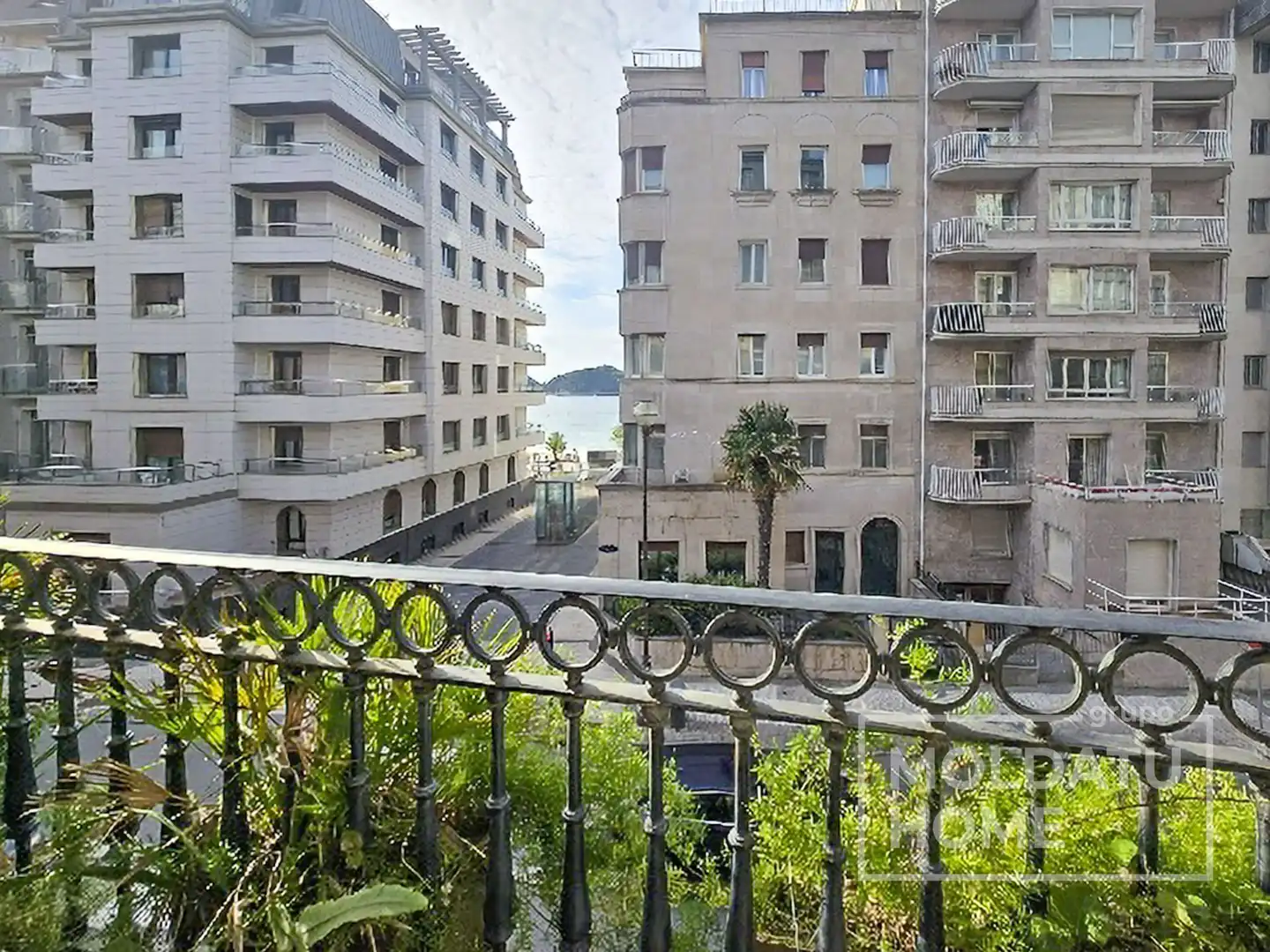 Exterior view of Apartments for sale in Donostia - San Sebastián   with Heating, Terrace and Furnished