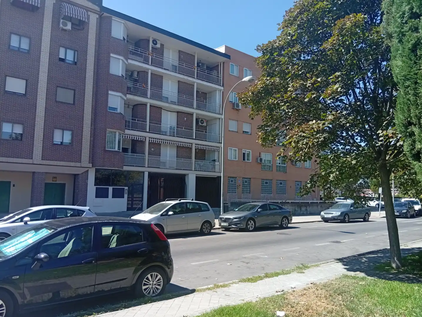 Vista exterior de Piso en venta en Leganés con Aire acondicionado, Calefacción y Jardín privado