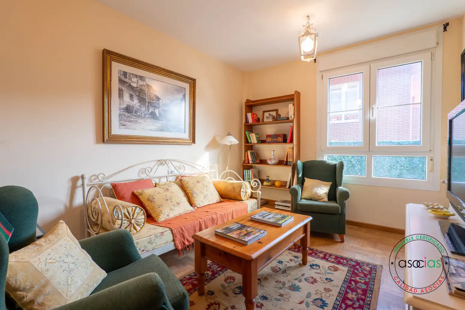 Sala de estar de Casa adosada en venta en Gozón con Calefacción, Jardín privado y Parquet