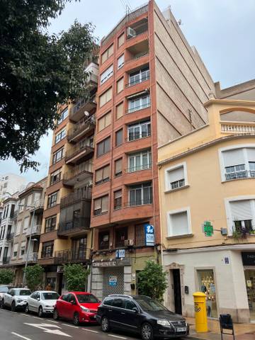 Local comercial en Venta en Avinguda de Casalduch, 17 en Parque Geólogo José Royo Gómez