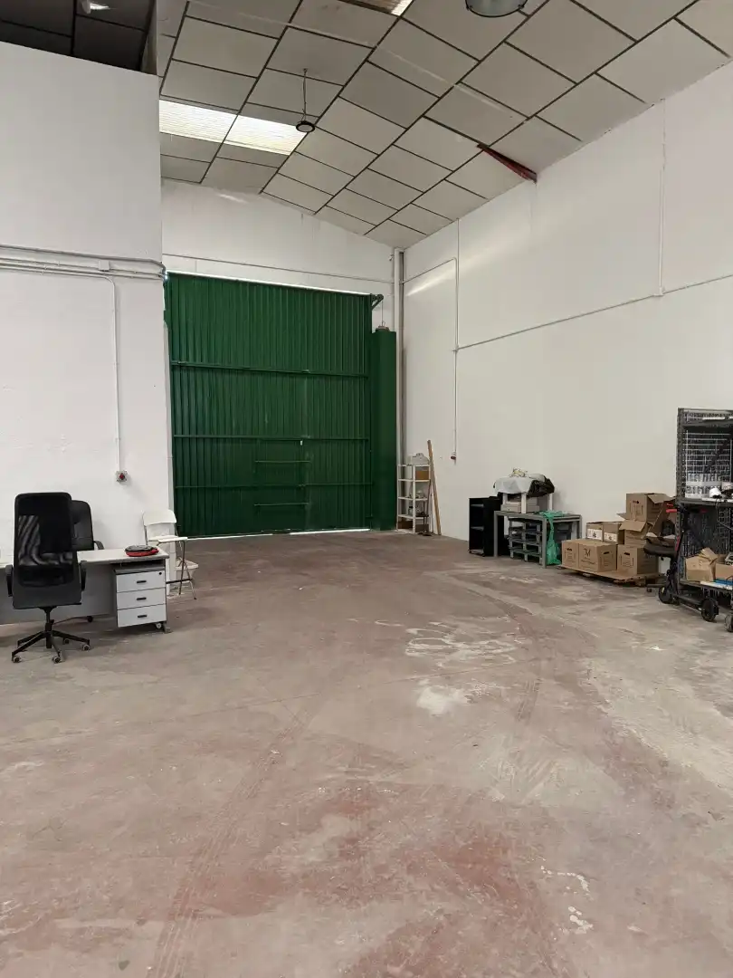 Fabrikhallen zum Verkauf in Fuenlabrada