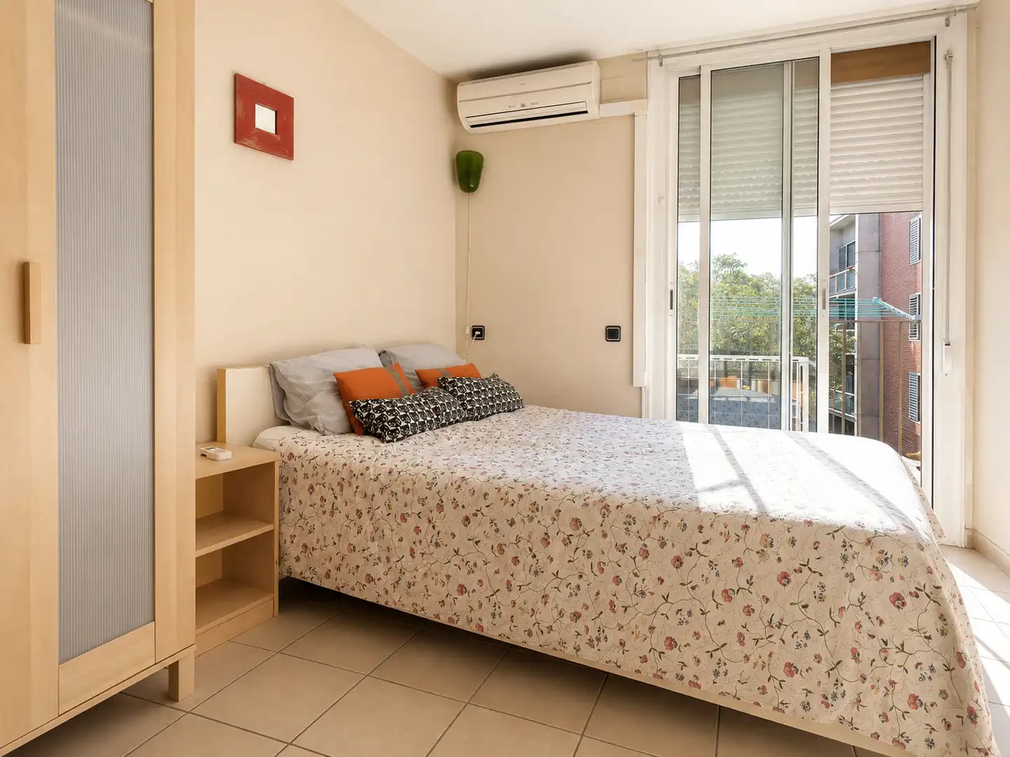 Schlafzimmer von Wohnung zum Verkauf in Barcelona mit Klimaanlage, Heizung und Möbliert