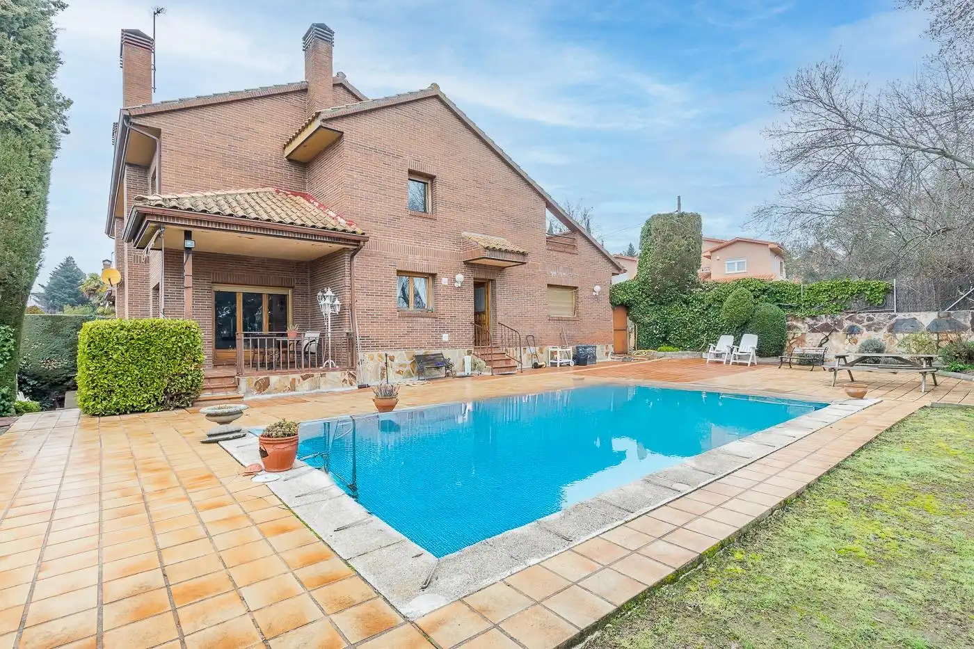 Swimming pool of Detached homes for sale in Galapagar  with Heating, Private garden and Terrace