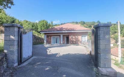 Exterior view of House or chalet for sale in Teverga  with Heating, Parquet flooring and Terrace