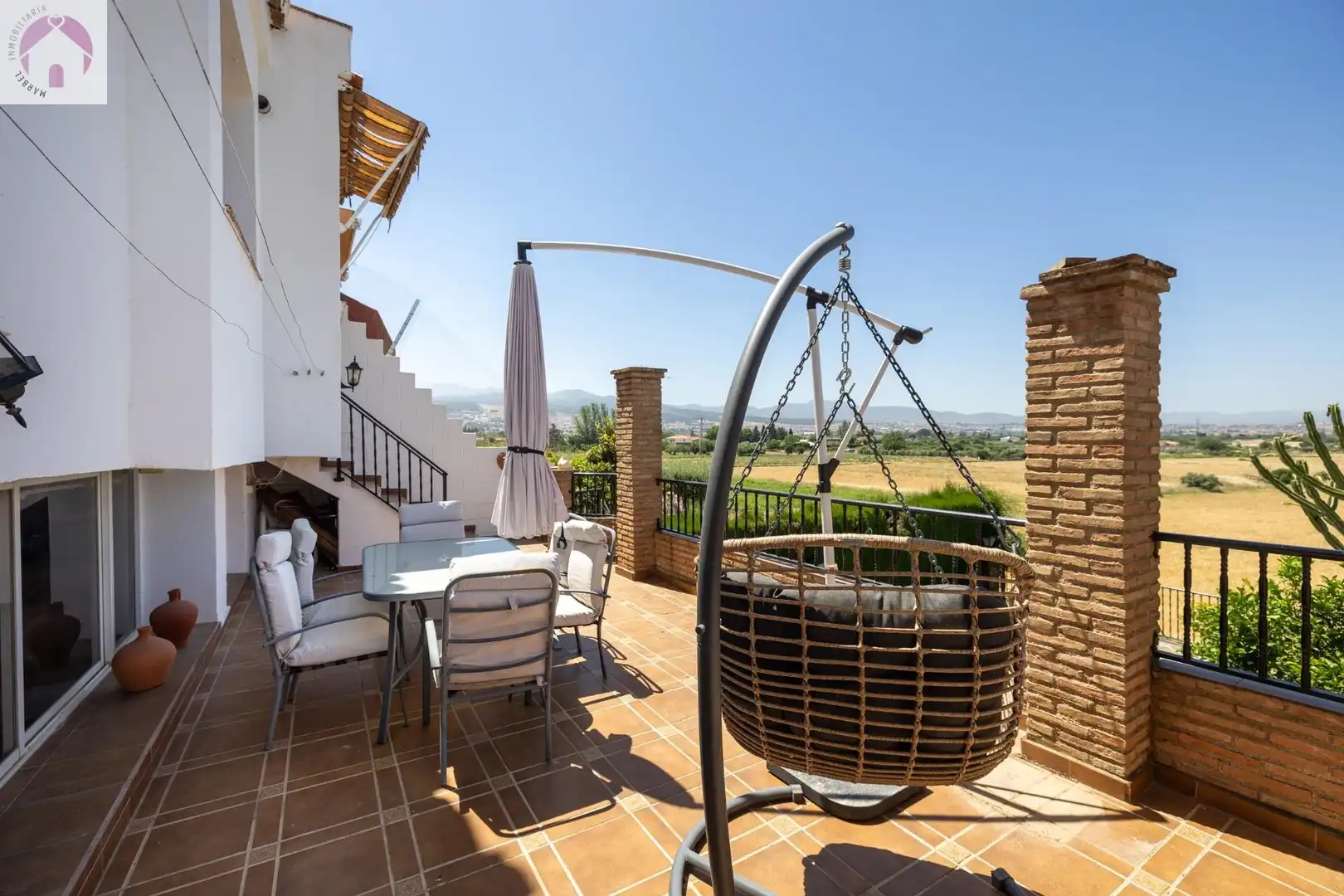 Terrassa de Casa adosada en venda en Granada amb Calefacció, Jardí privat i Terrassa