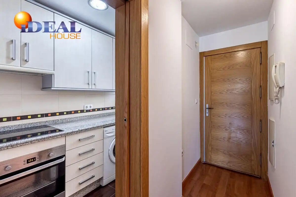 Kitchen of Flat for sale in Armilla  with Air Conditioner, Heating and Balcony