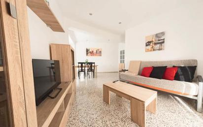 Sala d'estar de Pis en venda en  Granada Capital amb Calefacció i Balcó