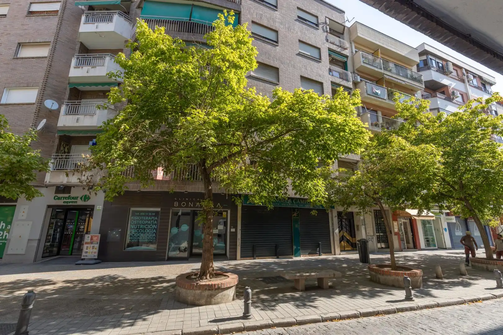 Außenansicht von Wohnung zum Verkauf in Granada mit Heizung, Terrasse und Balkon