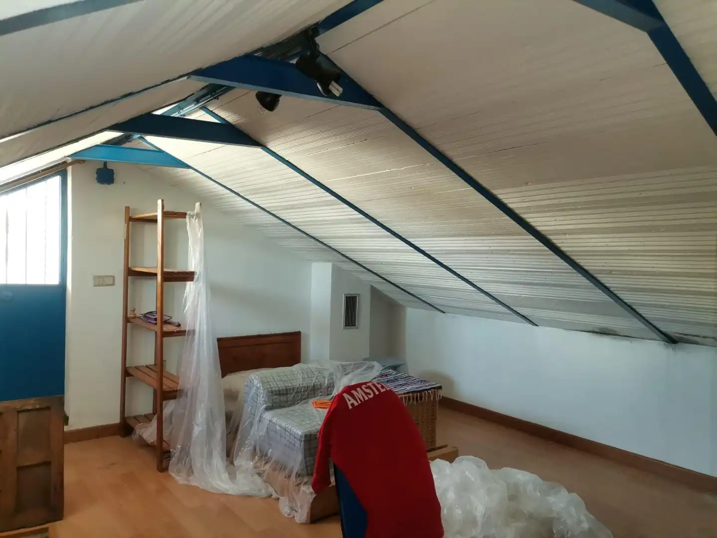 Dormitori de Casa o xalet en venda en Córdoba amb Aire condicionat, Terrassa i Traster