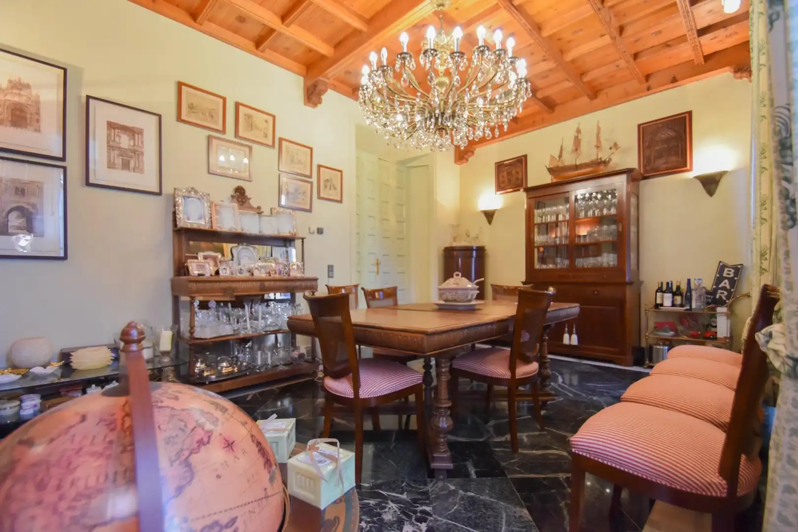 Dining room of Buildings for sale in Almuñécar