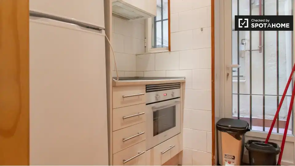 Flat with terrace to rent in Centro, imagen 7