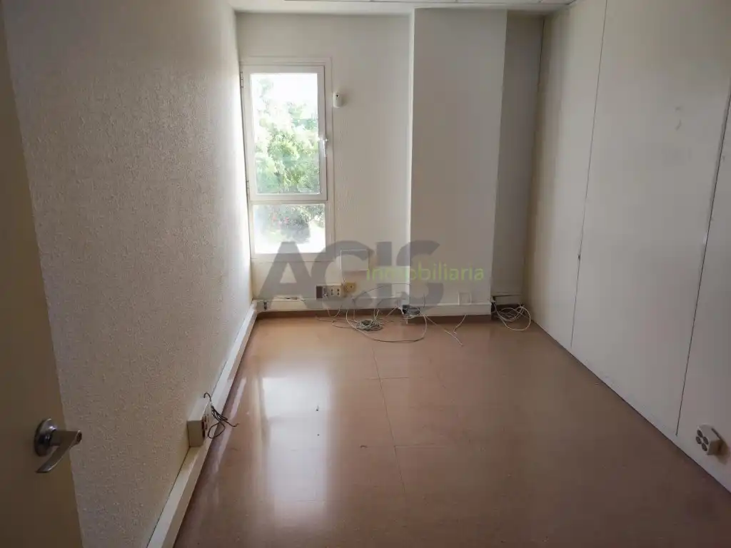 Habitación de Oficina de alquiler en Almussafes