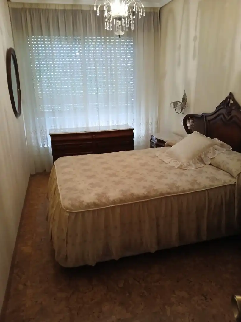 Habitación de Finca rústica en venta en Avión con Calefacción, Parquet y Terraza