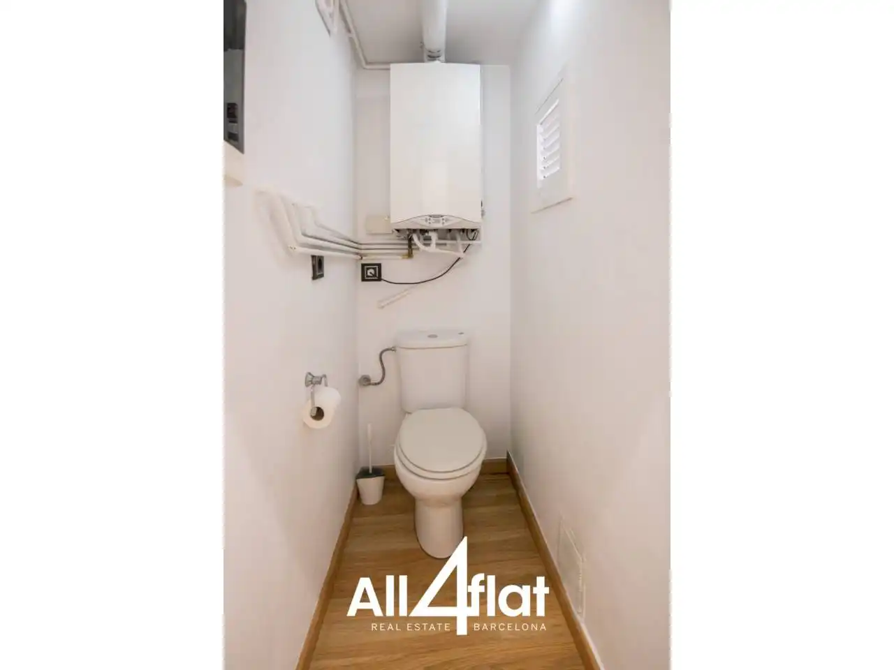 Flat with terrace for sale in Calle Agustí Vell, imagen 11