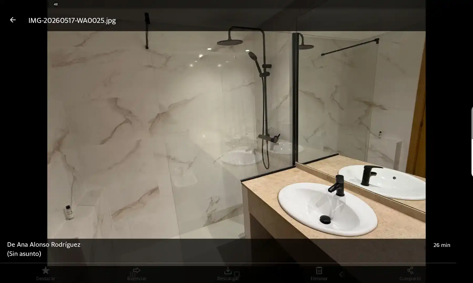 Bathroom of Flat for rent in Viveiro  with Parquet flooring and Furnished