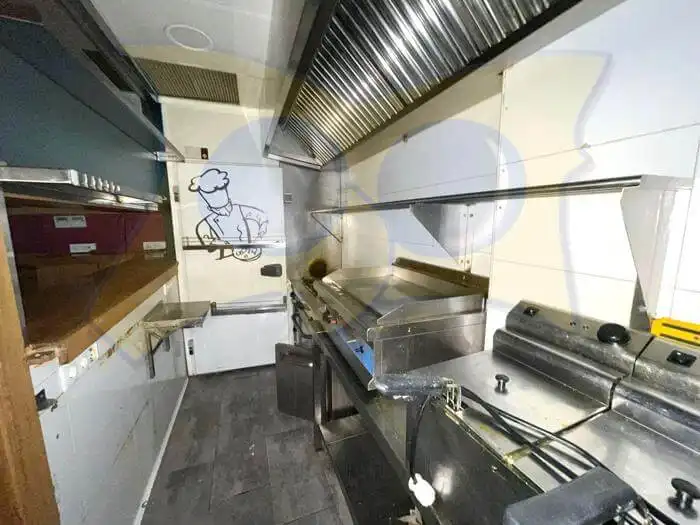 Cocina de Local en venta en Salamanca con Aire acondicionado