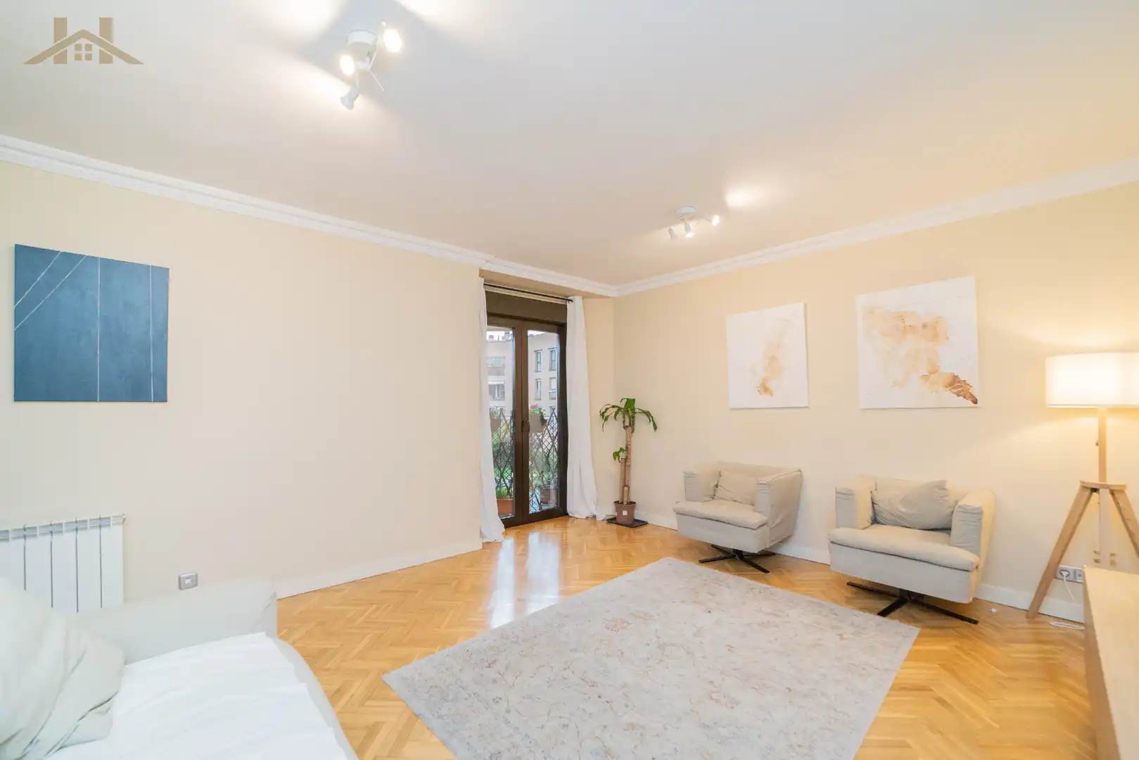 Wohnzimmer von Wohnung zum Verkauf in Madrid mit Klimaanlage, Heizung und Parkett