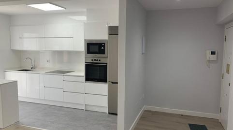 Foto 2 de Piso de alquiler en Calle Ramon y Cajal, Cuatro Caminos - Plaza de la Cubela, A Coruña Capital