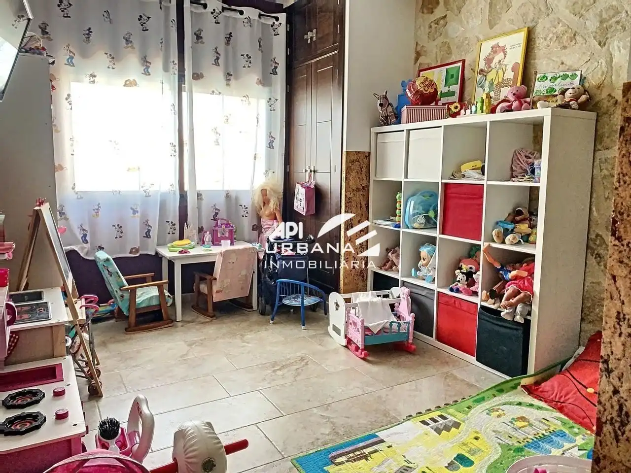 Dormitori de Casa o xalet en venda en Lucena amb Terrassa, Piscina i Moblat