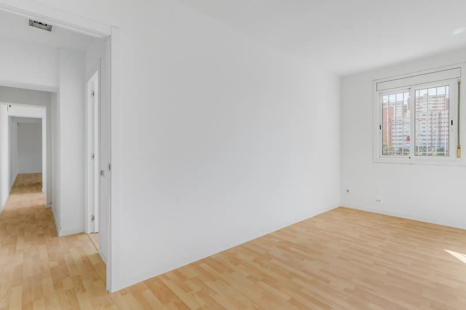 Dormitori de Pis en venda en Barcelona amb Parquet i Forn